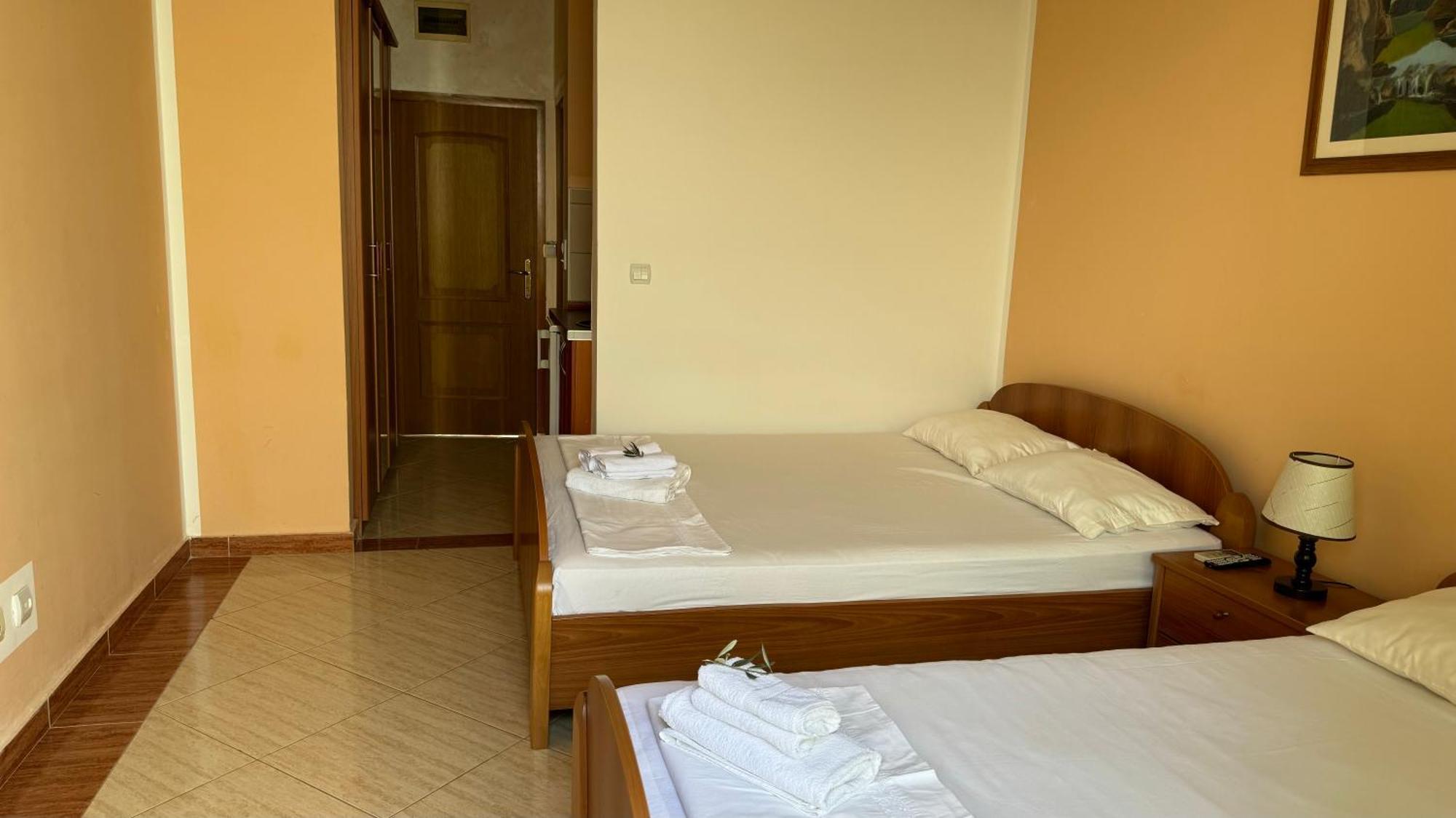 Sea La Vie Apartments Улцин Екстериор снимка