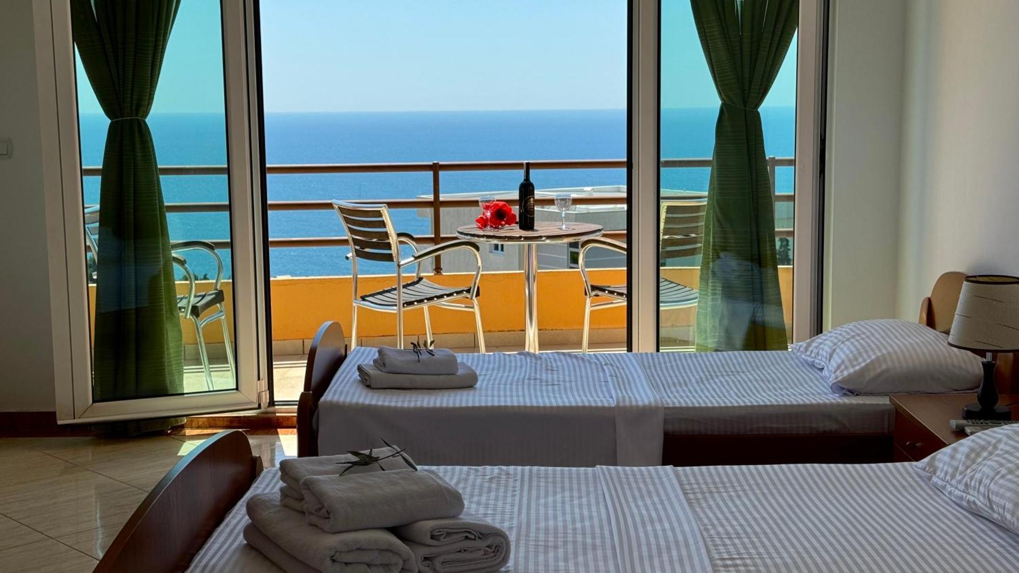 Sea La Vie Apartments Улцин Екстериор снимка