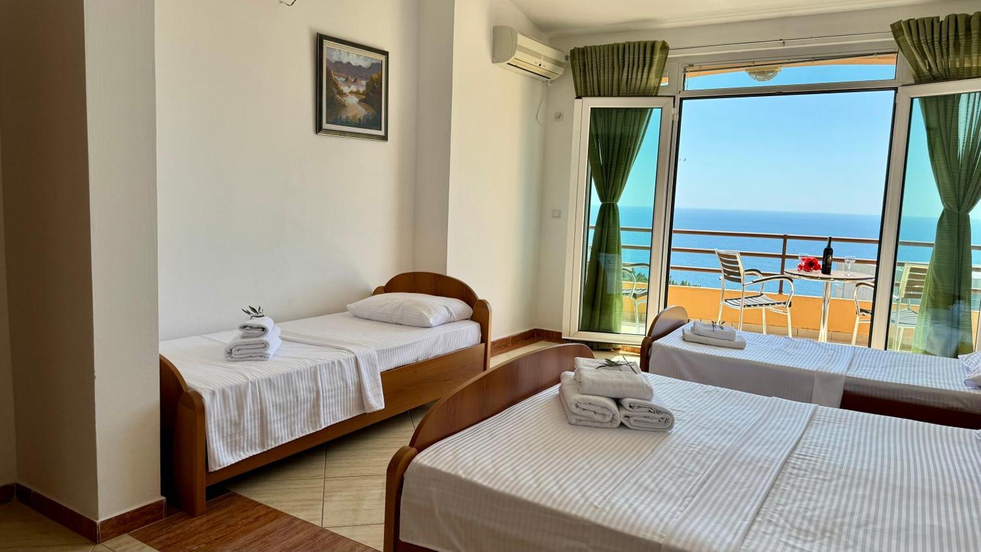Sea La Vie Apartments Улцин Екстериор снимка