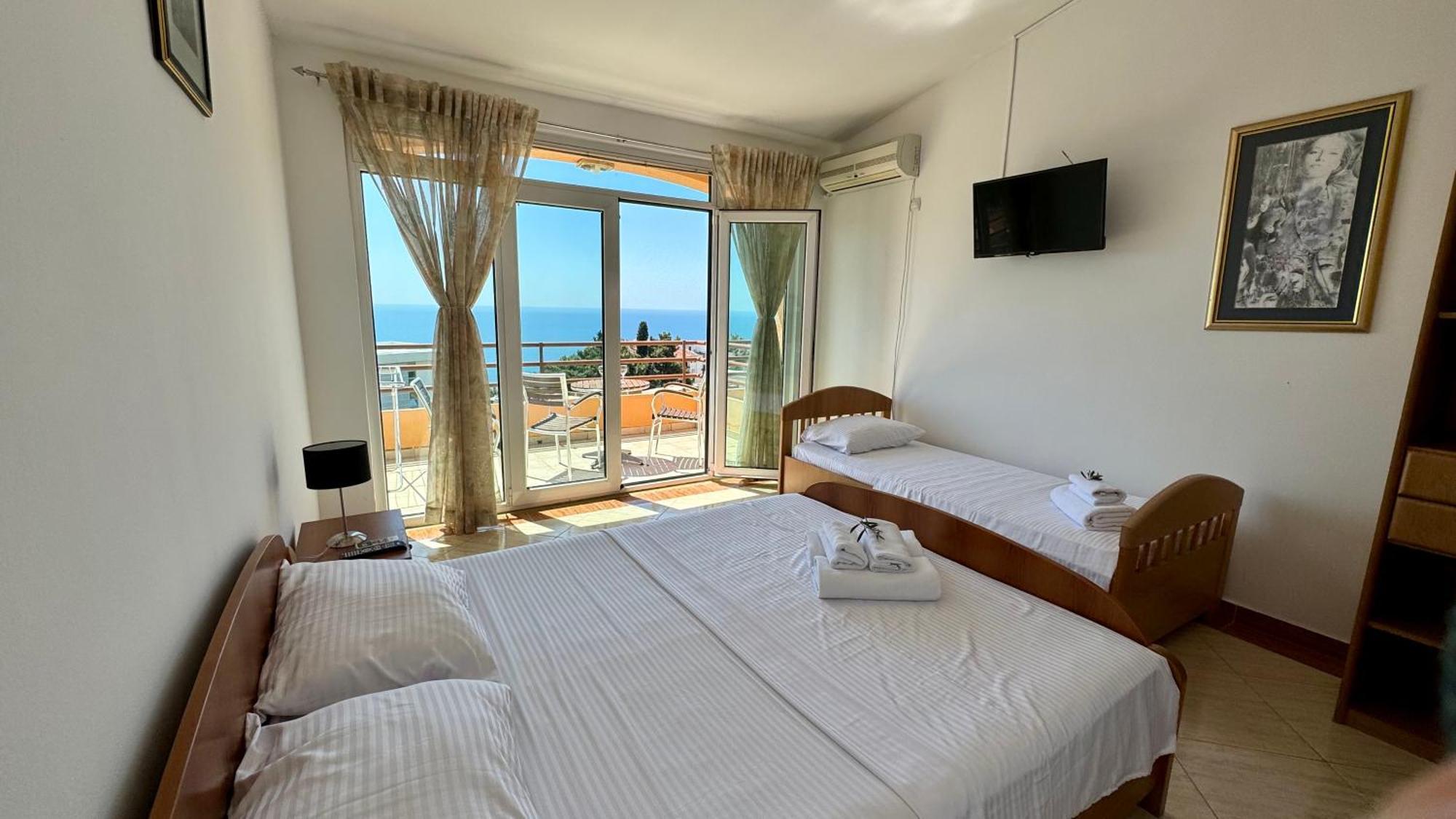 Sea La Vie Apartments Улцин Екстериор снимка