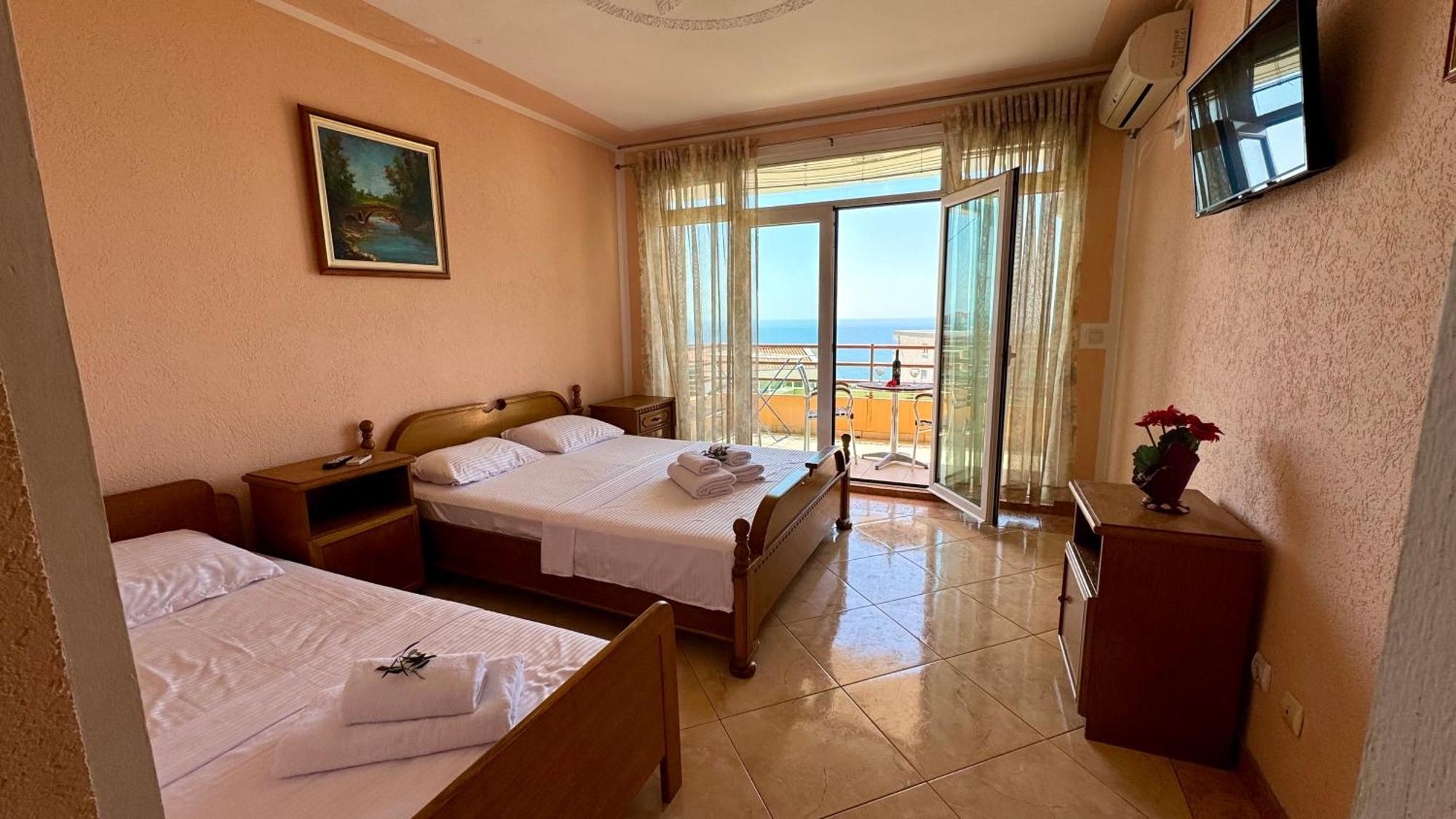 Sea La Vie Apartments Улцин Екстериор снимка