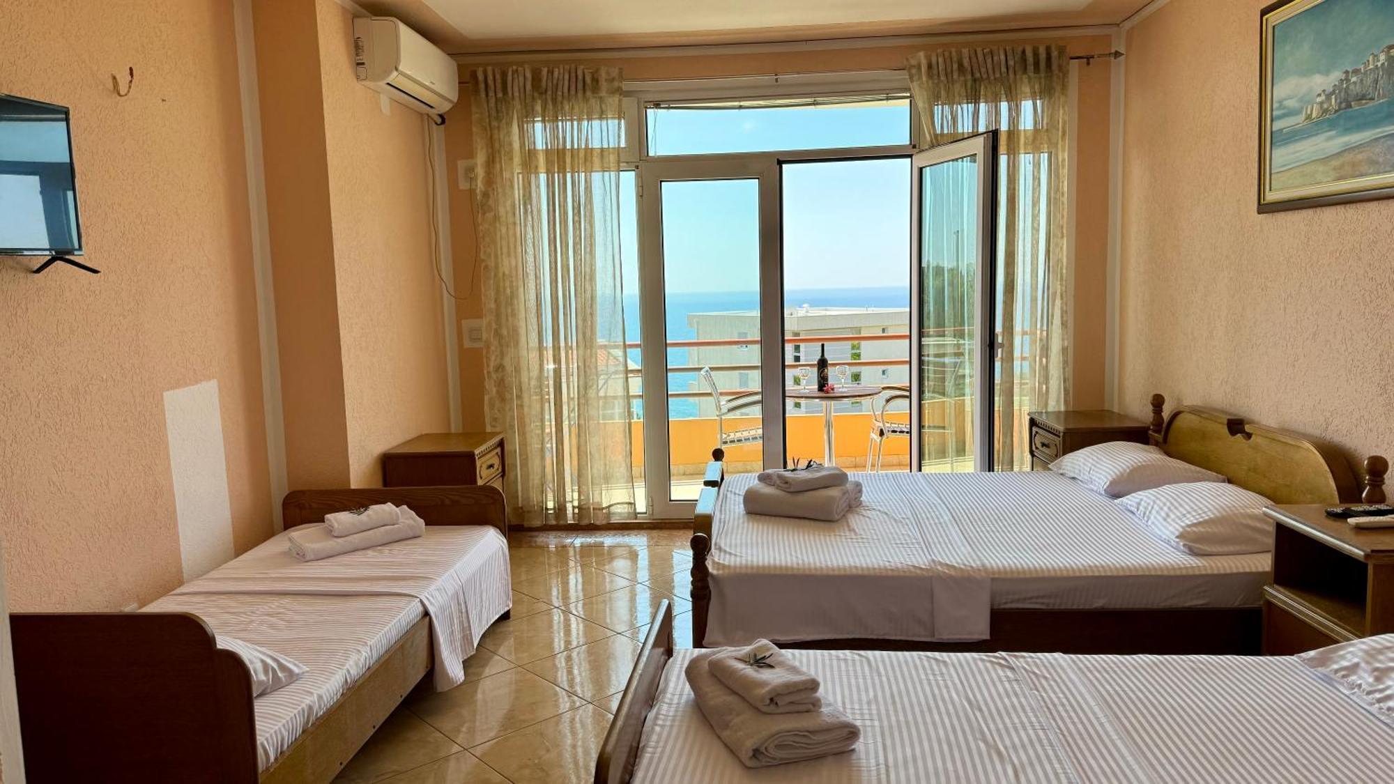 Sea La Vie Apartments Улцин Екстериор снимка