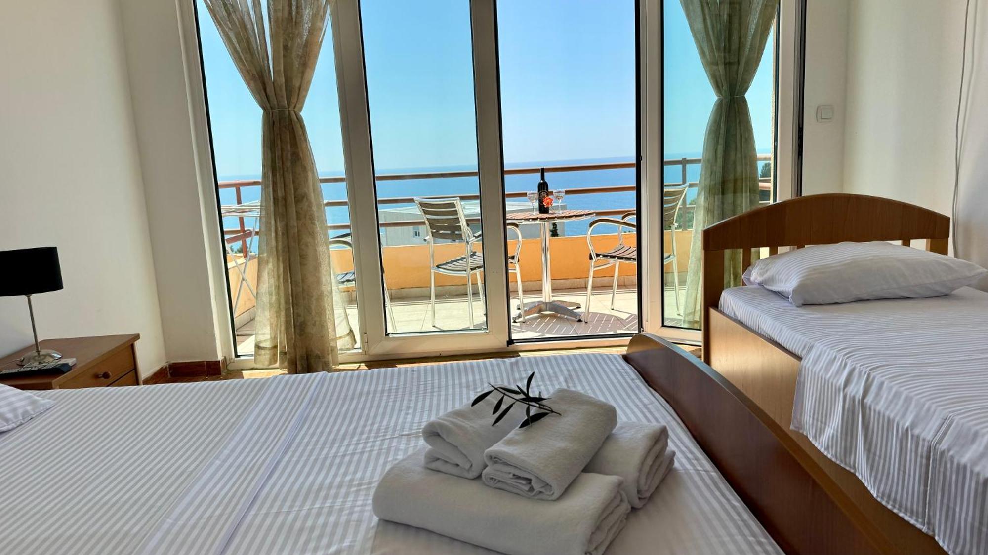 Sea La Vie Apartments Улцин Екстериор снимка