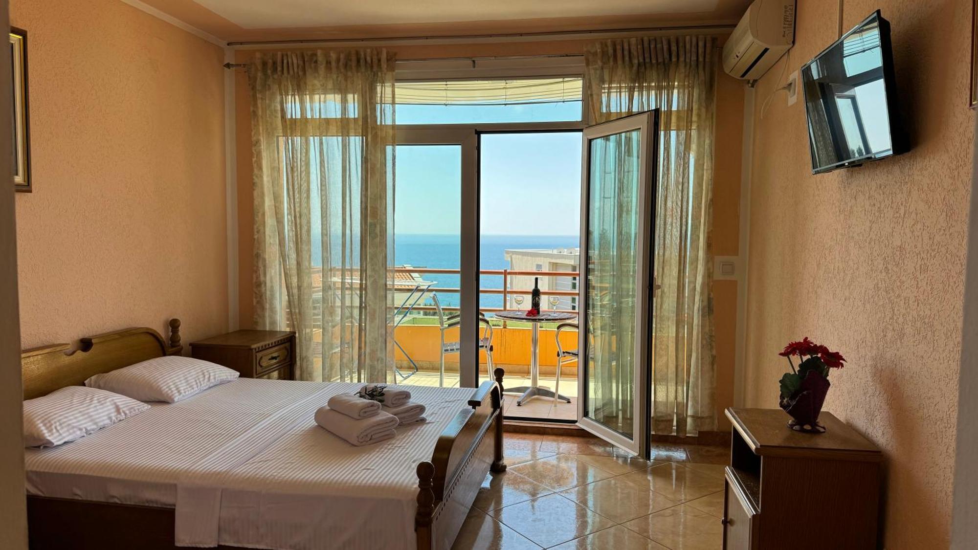 Sea La Vie Apartments Улцин Екстериор снимка