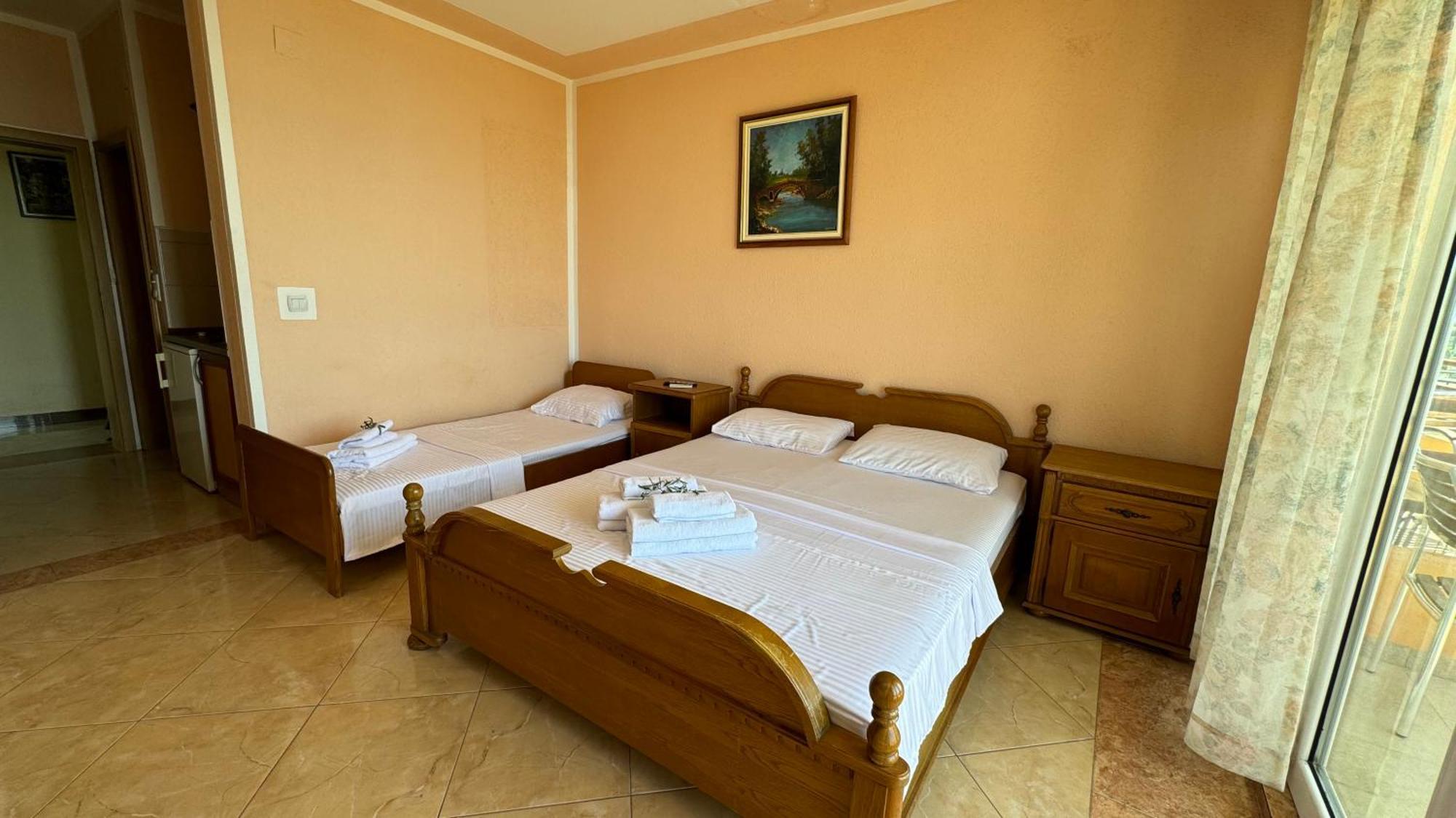 Sea La Vie Apartments Улцин Екстериор снимка