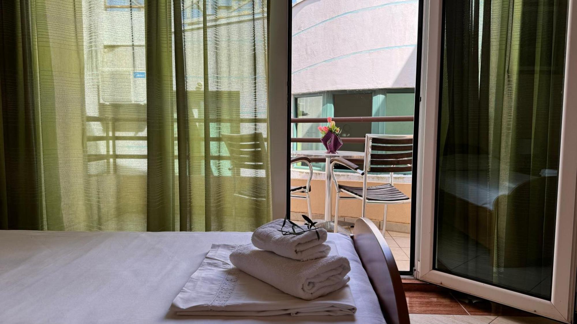 Sea La Vie Apartments Улцин Екстериор снимка