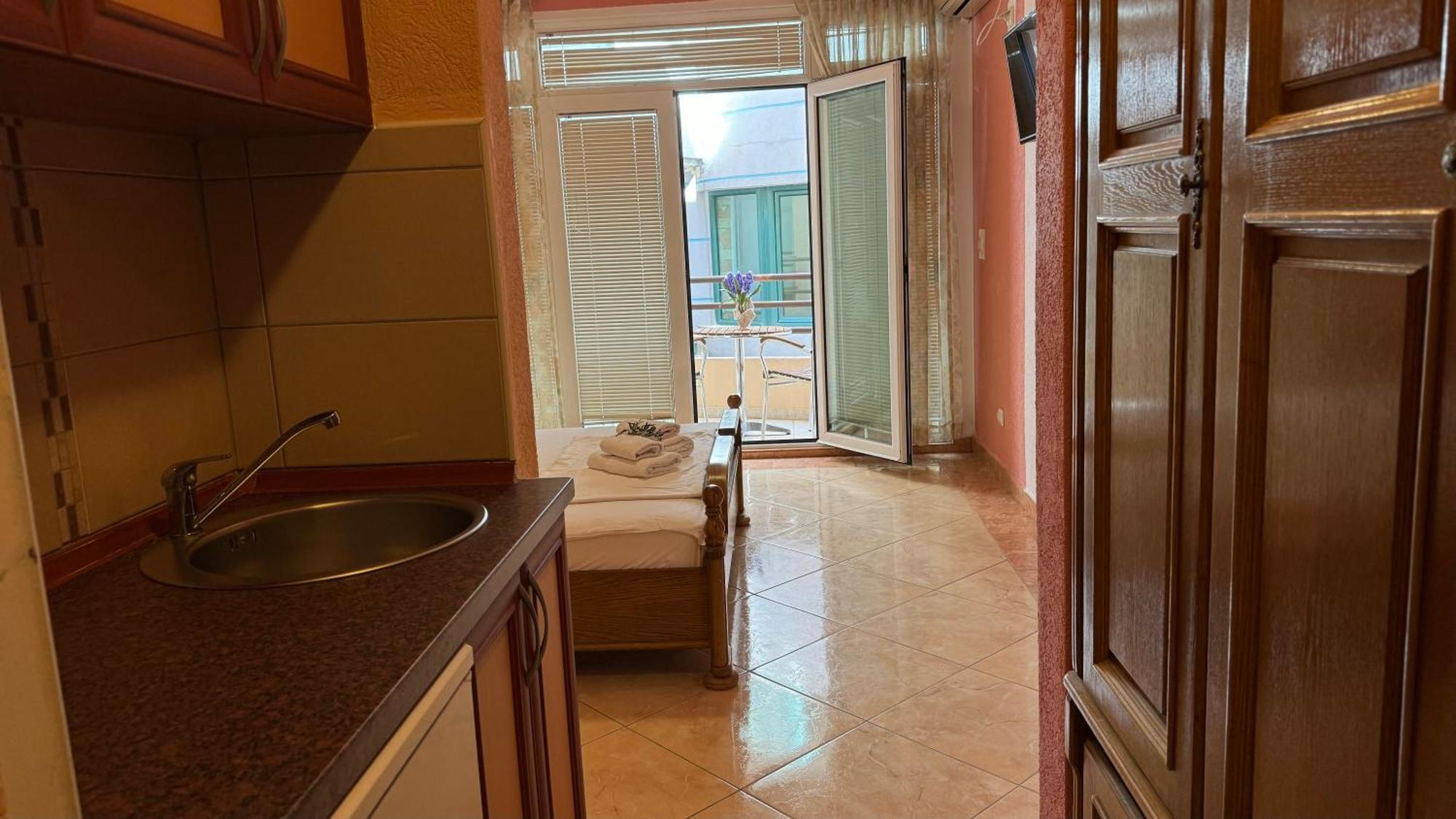 Sea La Vie Apartments Улцин Екстериор снимка
