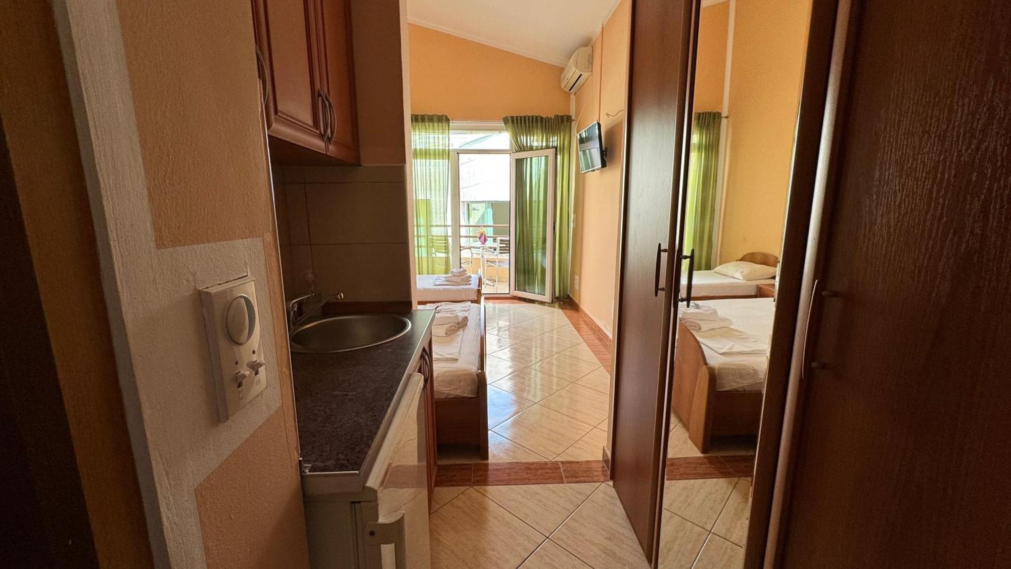 Sea La Vie Apartments Улцин Екстериор снимка